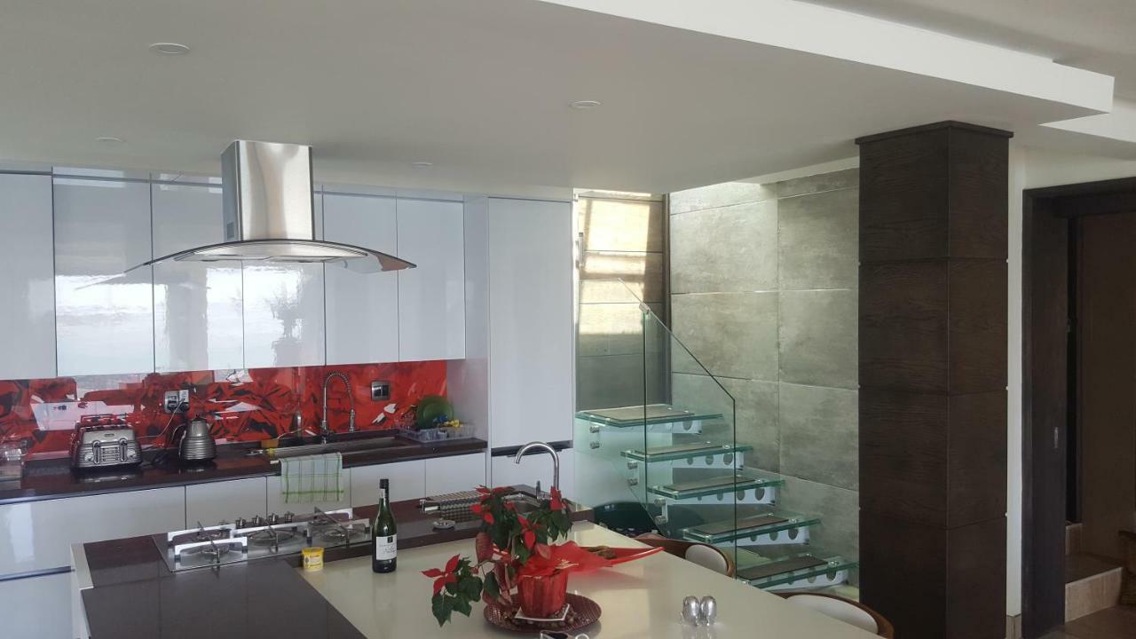 Gordon's Shore Luxury - Solar Powered Gordons Bay